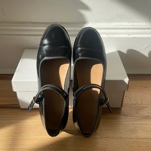 Caron Callahan Welt Mary Janes 38